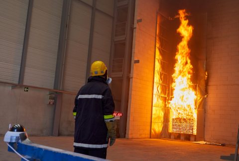 tecnalia lab ensayos propagacion fuego fachadas bs 8414 nfpa 285 480x324 tecnalia lab ensayos propagacion fuego fachadas bs 8414 nfpa 285 480x324